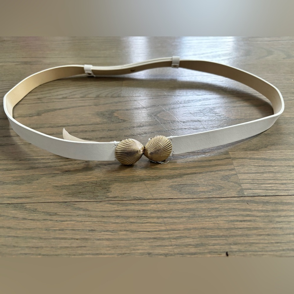 NWT Talbots White and Gold Seashell Belt women’s size large medium
